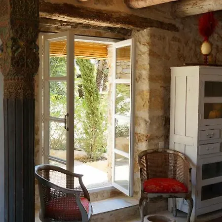 Alcazar Del Garraf B&B